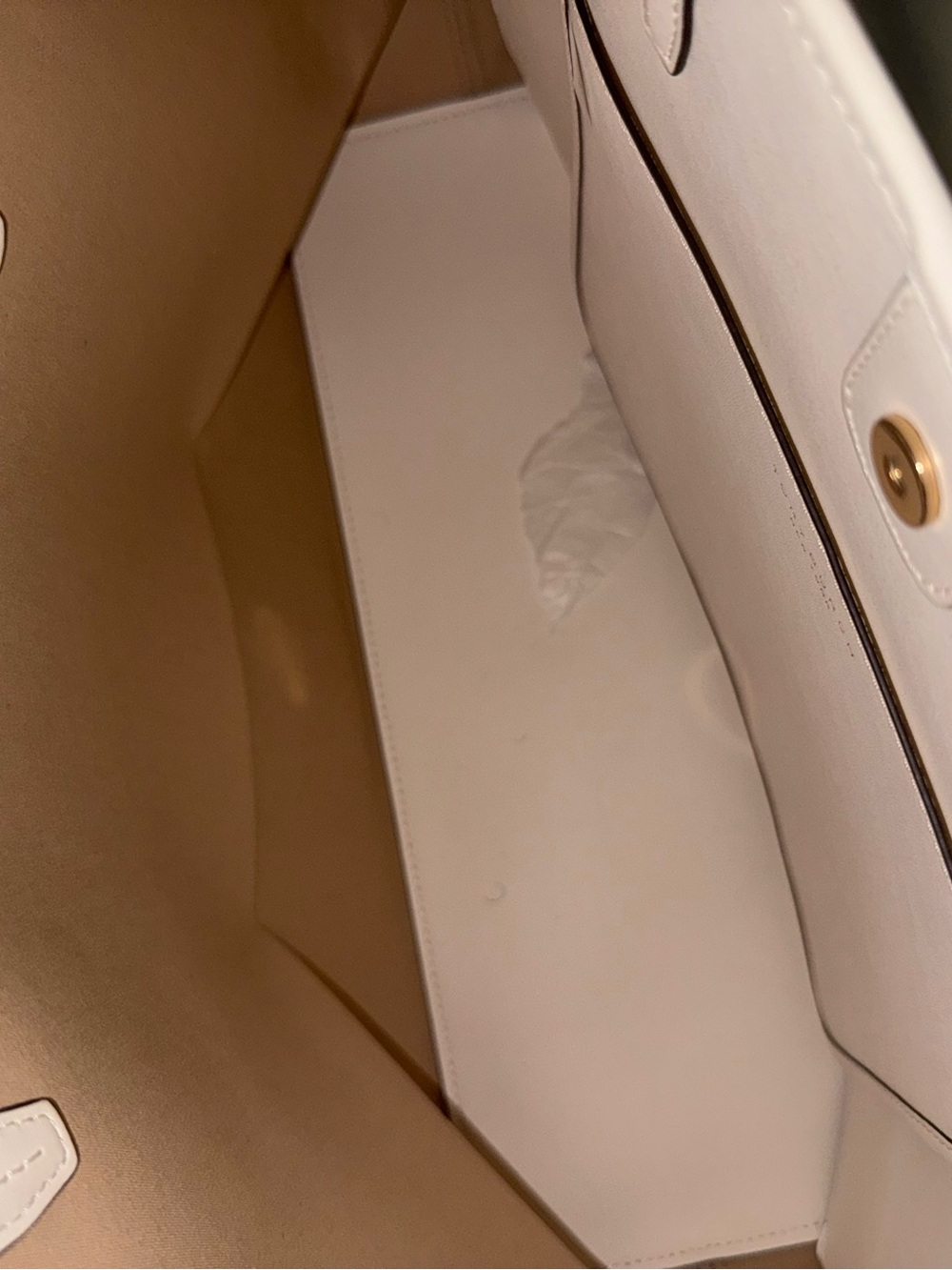 Tory Burch Brown and Cream Patterned Tote with Gold Logo - Picture 5 of 8